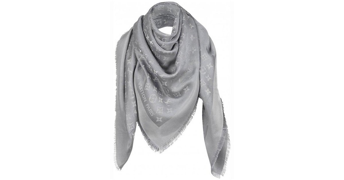 Knotted monogram silk scarf silver grey – Totême
