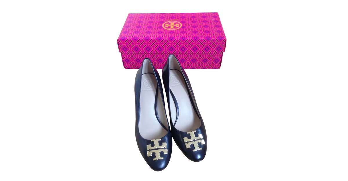 Tory Burch Raleigh pumps Black Leather  - Joli Closet