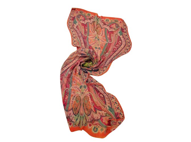 スカーフ Etro Scarves Red ETRO paisley-print frayed-edge Scarf | Red | FARFETCH