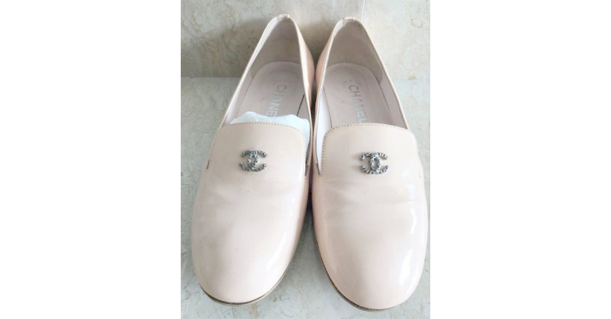 Chanel Patent Leather pink flat loafers ref.88983 - Joli Closet