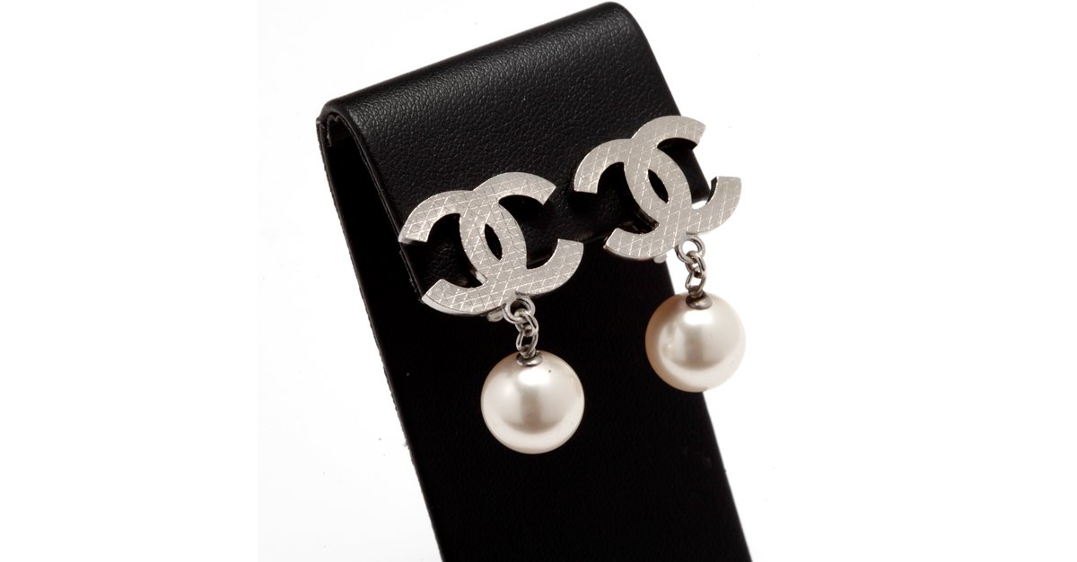 Chanel LARGE CC SILVER PEARL Silvery Metal ref.89664