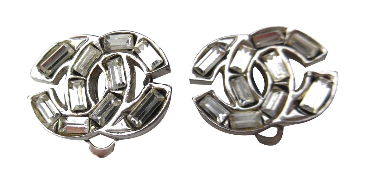Chanel CC Logo Crystal Baguette Clip On Earrings Silvery Metal ref