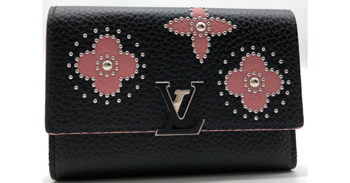 Louis Vuitton Capucines wallet in black bull leather and pink flowers, new  condition! ref.94669 - Joli Closet