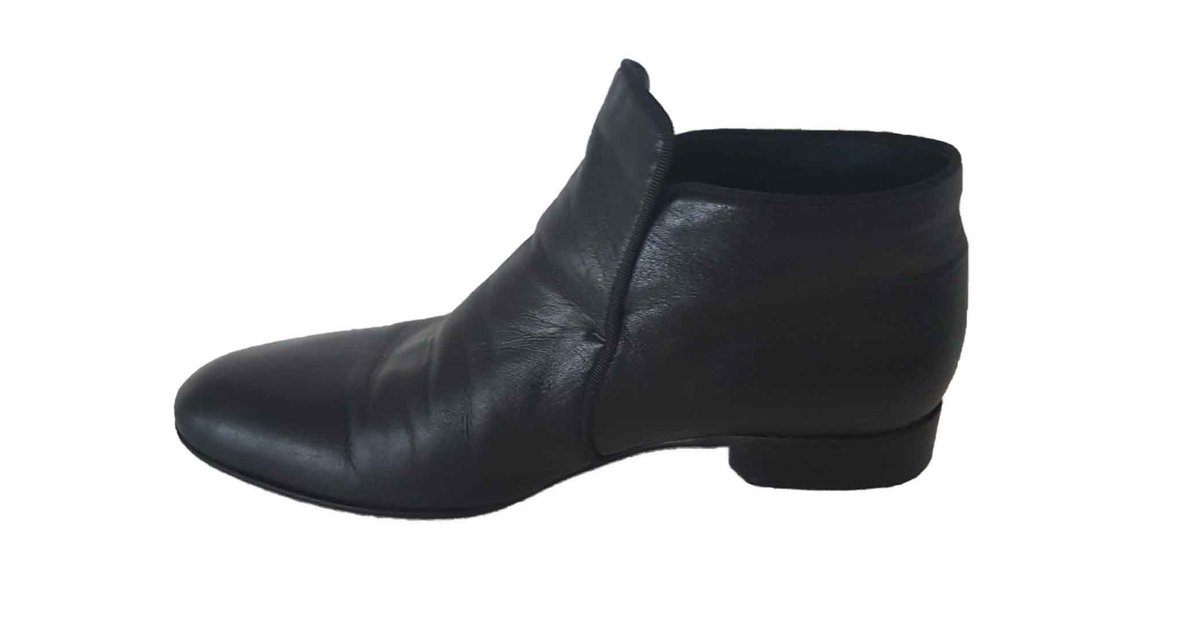 Céline Boots Black Leather ref.104416 - Joli Closet