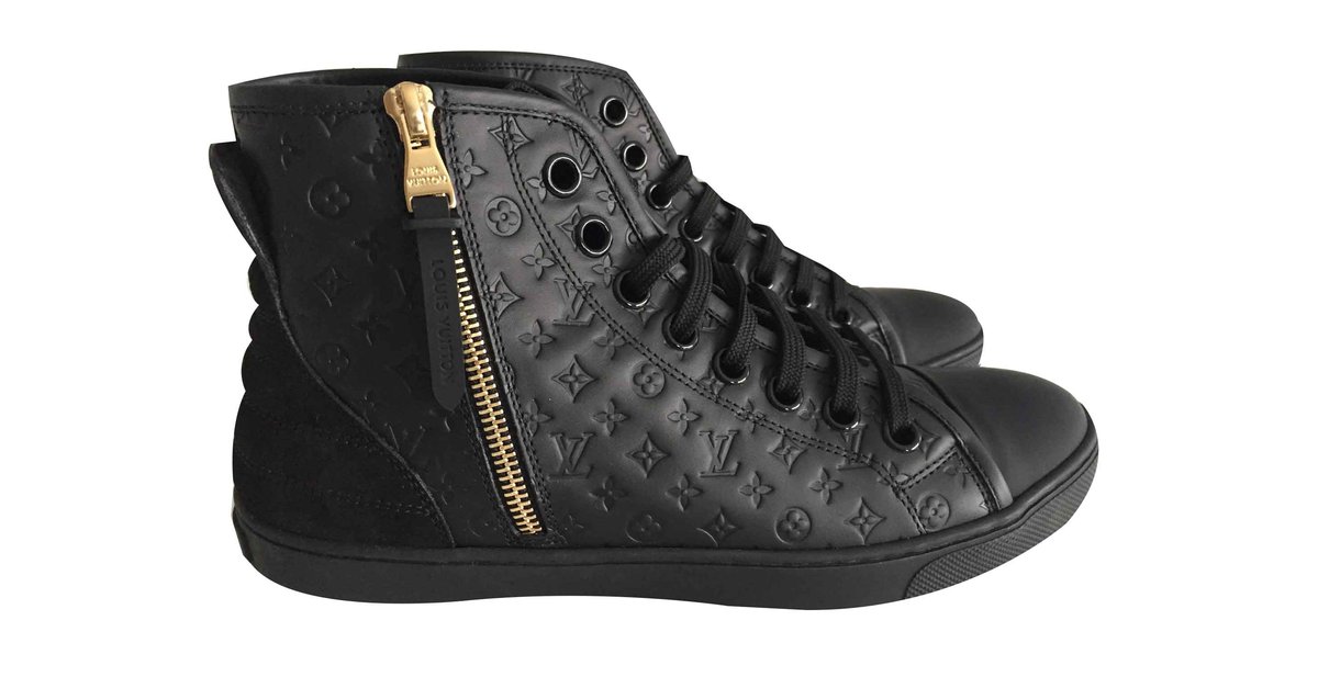 Louis Vuitton Black Monogram Empreinte Leather Punchy High Top Sneakers  Size 39 Louis Vuitton