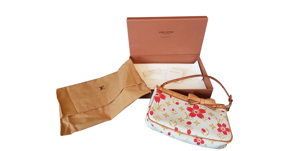 Louis Vuitton Cherry Blossom Pochette - Pink Mini Bags, Handbags