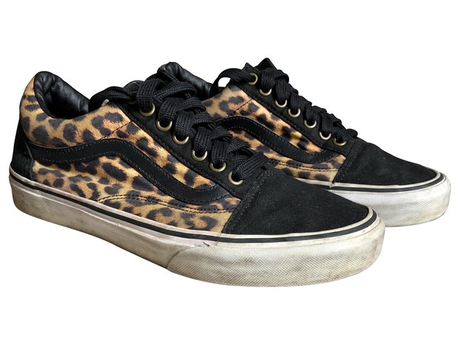 vans old skool black leopard print