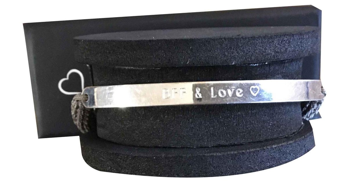 Love on sale bridge bracelet