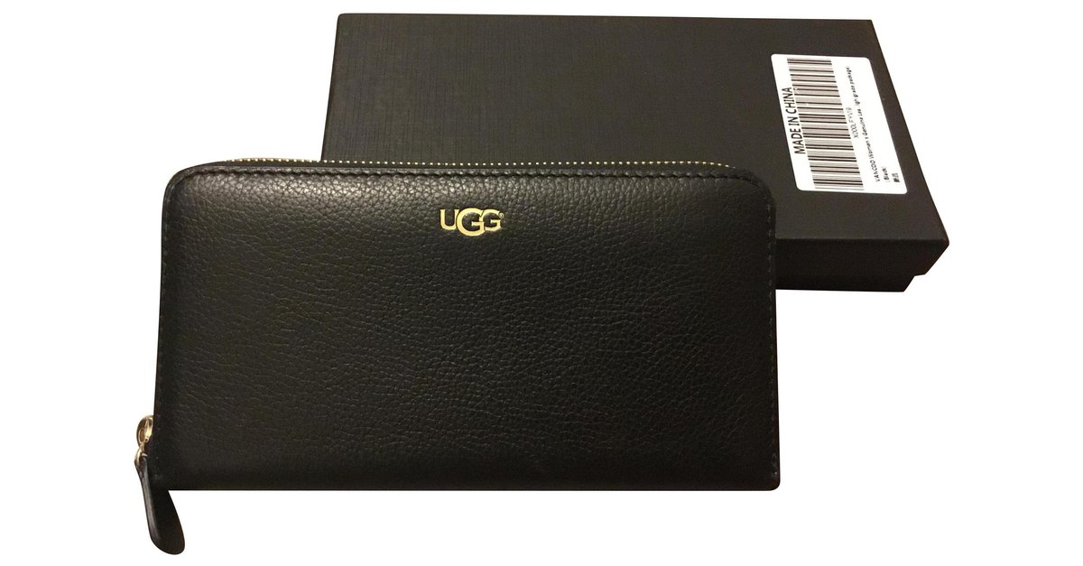 Ugg Ugg black wallet in very good 
