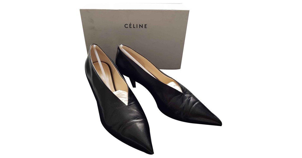 Céline V Neck Pump 50 MM Black Leather ref.119290 - Joli Closet