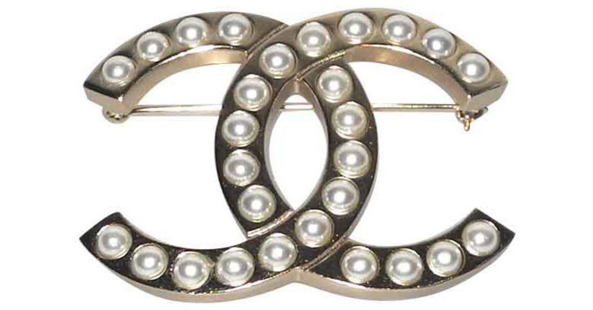 Chanel brooch gold metal and pearls, Collection 2018 superb Golden