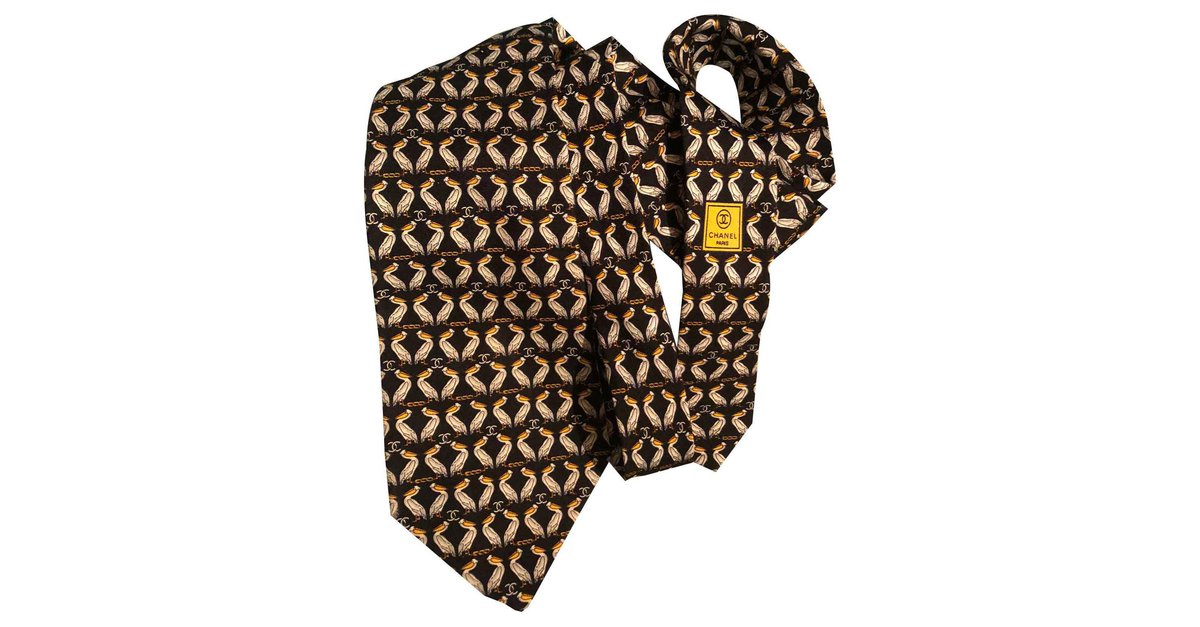 Chanel ties Black Yellow Silk ref.122153 - Joli Closet