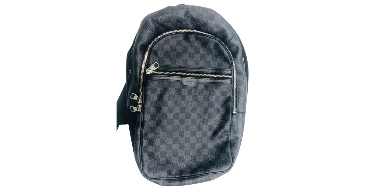 Louis Vuitton The michael in damier graphite backpack Dark brown Leather  ref.125162 - Joli Closet