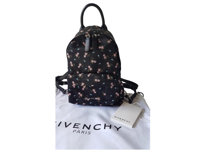 Givenchy Nano Negro Multicolor Poliamida Joli Closet