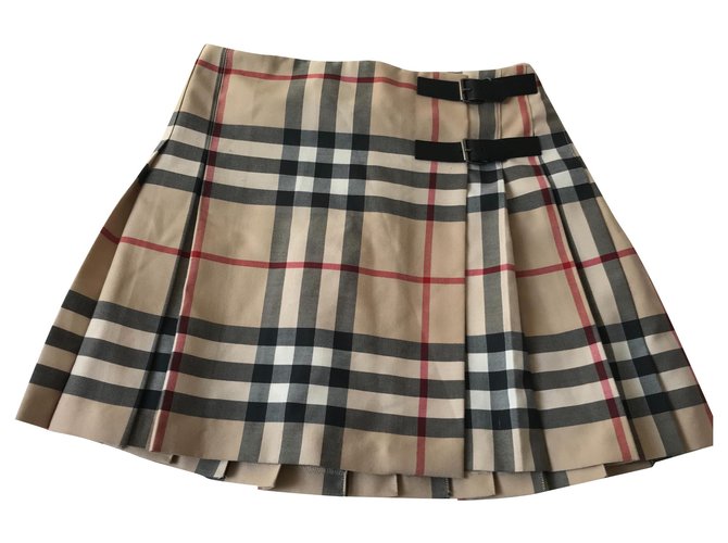 【関税&送料込】Burberry Skirts Beige Burberry Beige Classic Check Wool Pleated Skirt Size 4/38