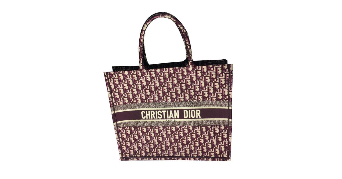Reference] Auth Dior Book Tote : r/WagoonLadies