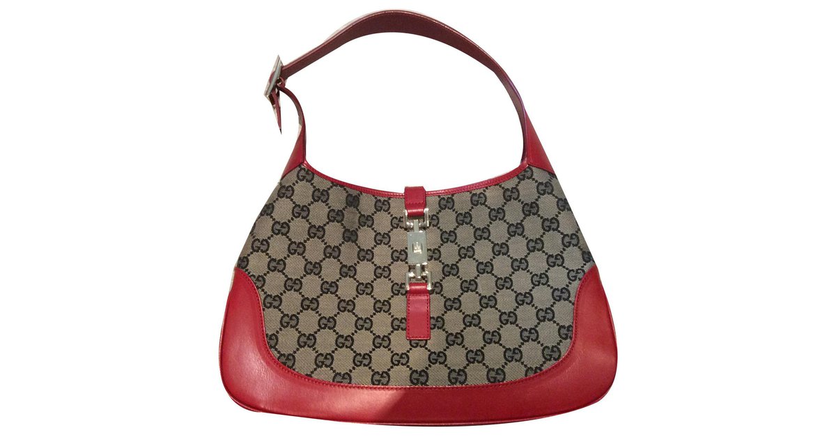 Jackie vintage cloth handbag Gucci Red in Cloth - 34331189