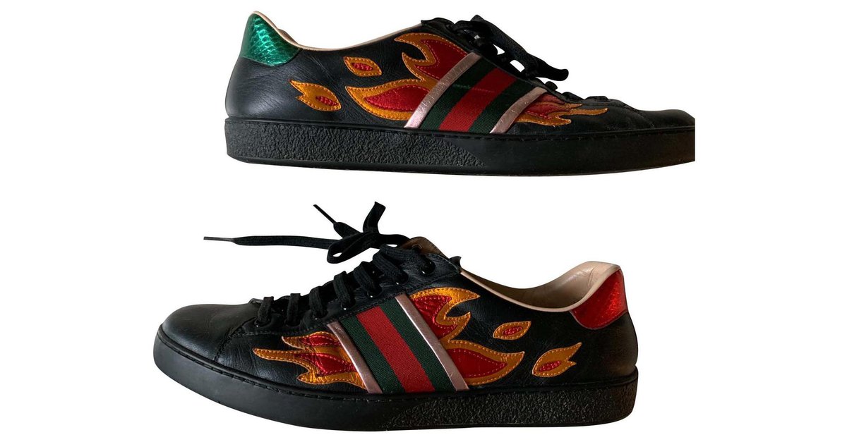 Gucci ace flames Red Leather ref.136467 - Joli Closet