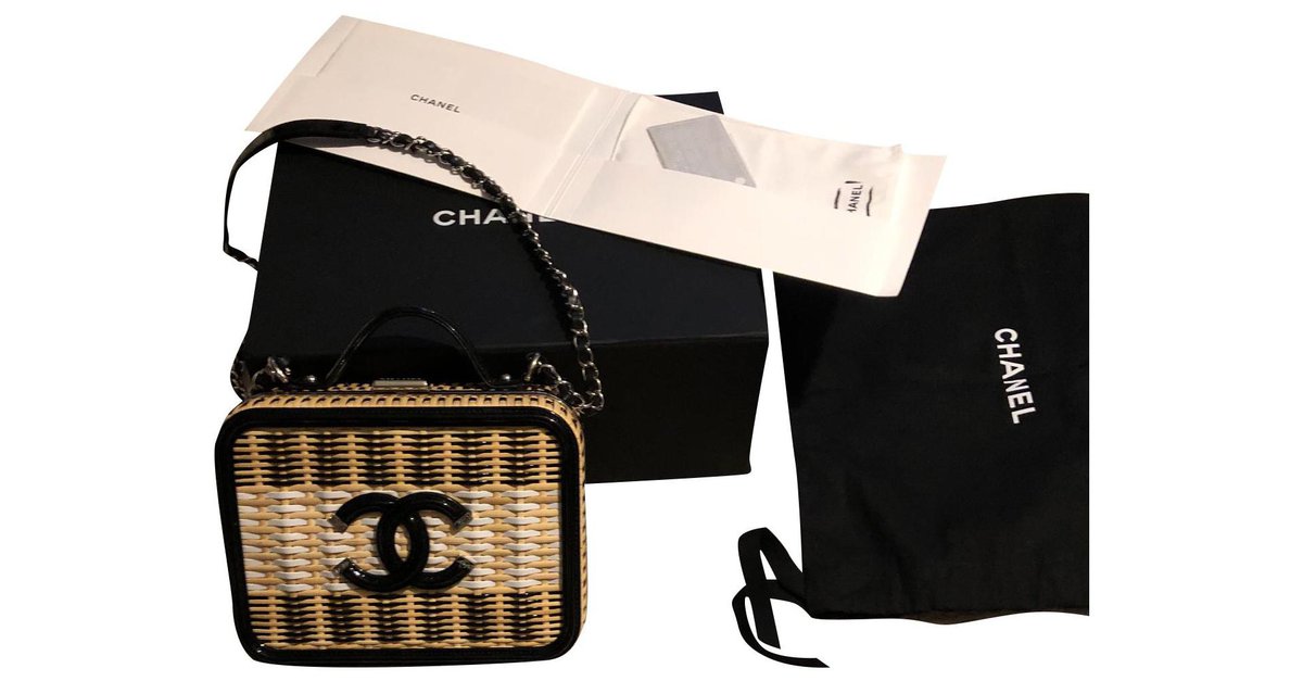 Chanel Black And Beige Raffia Rattan And Calfskin Vanity Case Silver  Hardware 2021 Available For Immediate Sale At Sothebys