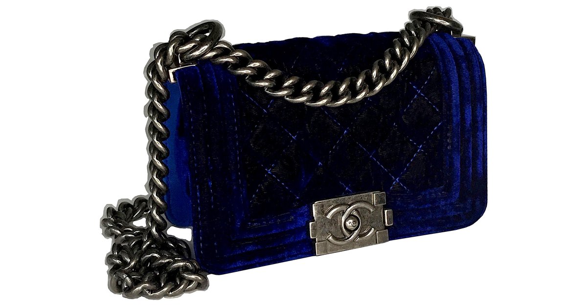 Chanel Boy Mini Velvet w/box Blue Dark blue Leather ref.140829 - Joli Closet