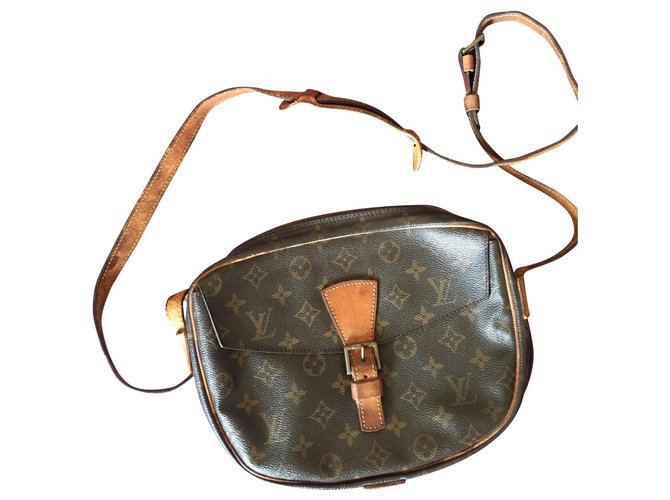 Louis Vuitton vuitton young girl GM Brown Leather ref.142230 Joli Closet