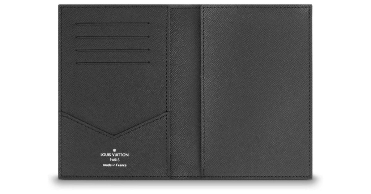 Louis Vuitton LV Passport cover limited edition Grey Cloth ref.932924 -  Joli Closet