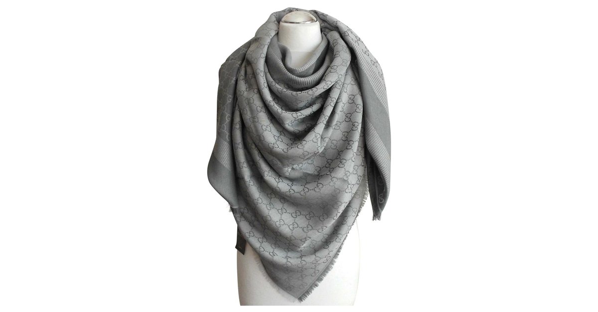 GUCCI SCARF NEW GRAY Dark grey Silk Wool ref.124071 - Joli Closet