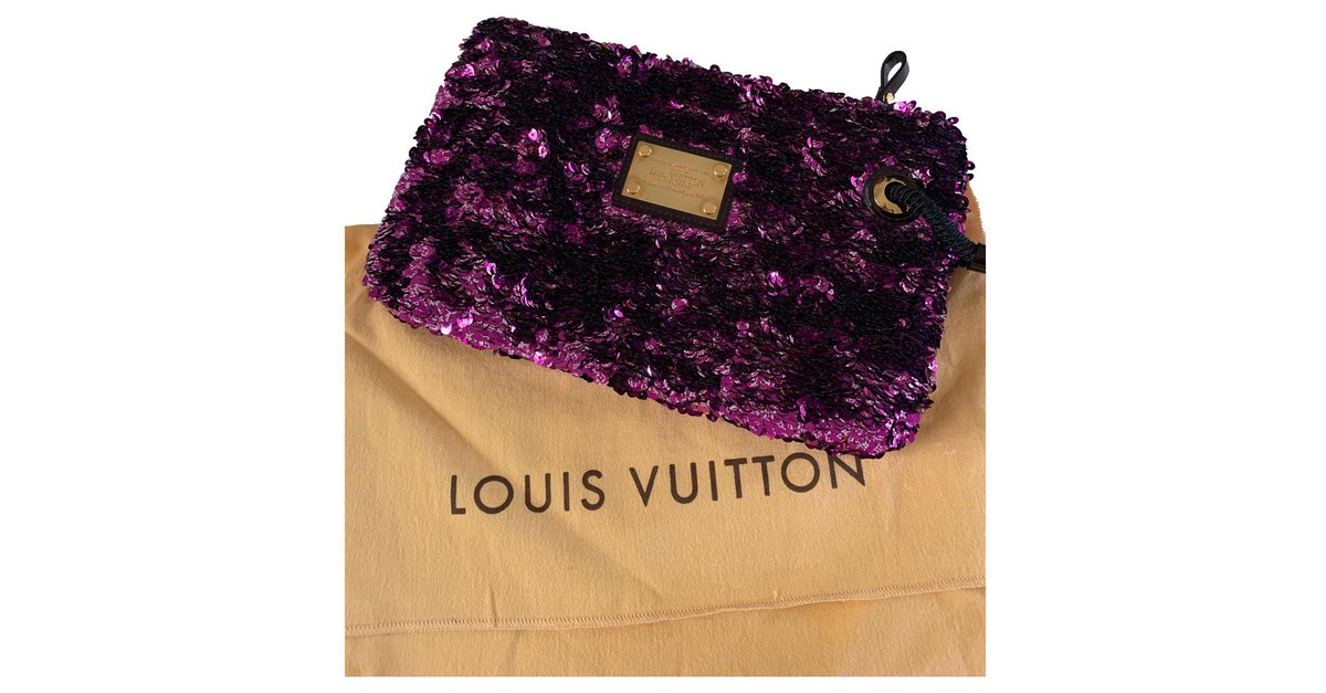 Louis Vuitton Rococo Sequin Clutch Purple ref.220590 - Joli Closet