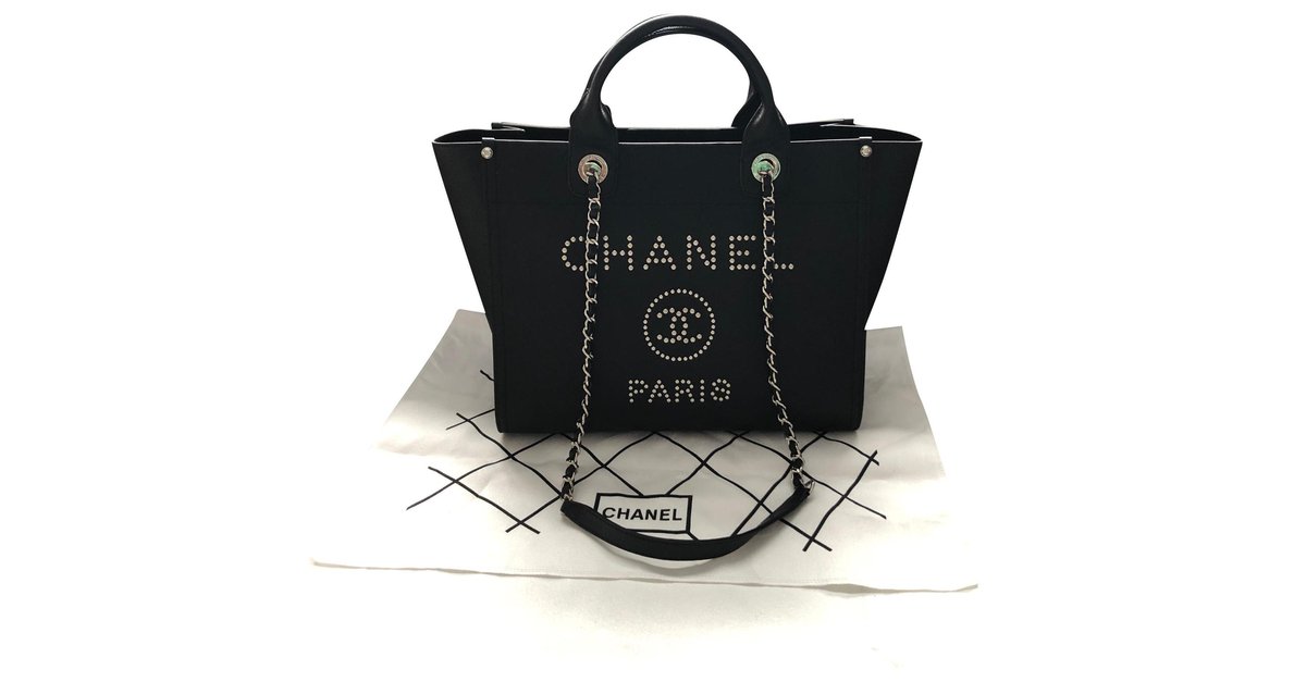 Chanel Large shopping bag Black Leather ref.154694 - Joli Closet