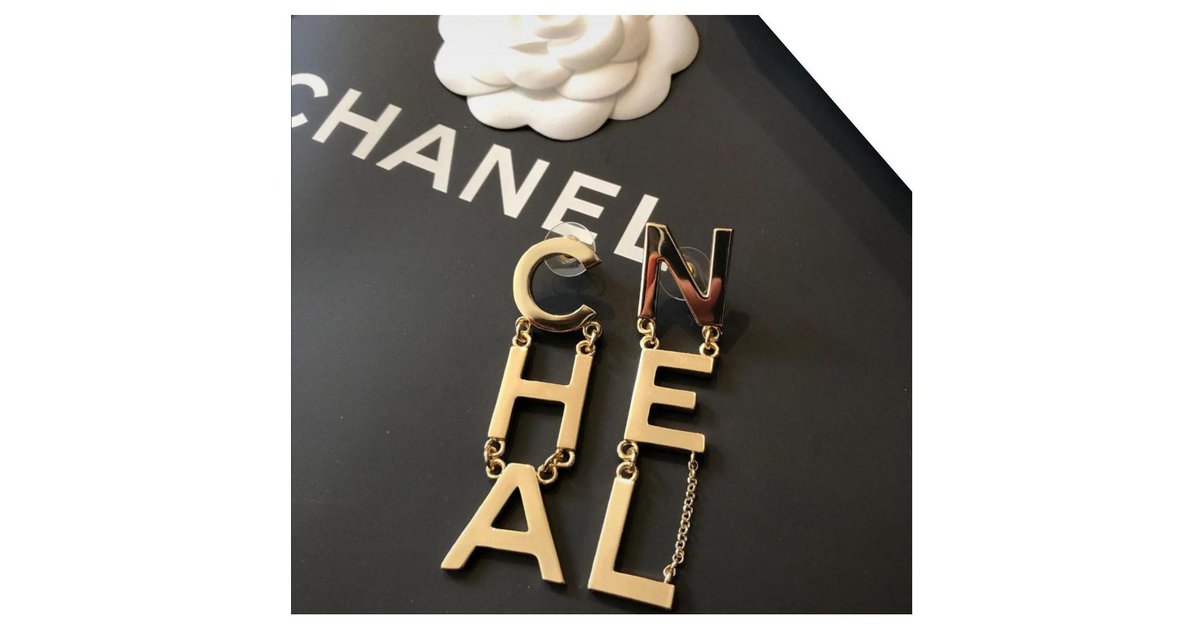 Sublime Chanel earrings 2019 Golden Steel ref.155344