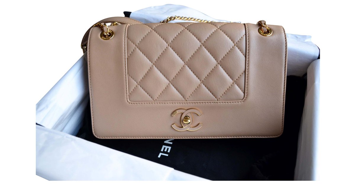 Chanel Mademoiselle Vintage Medium Flap Bag Beige Golden Leather ref.155824