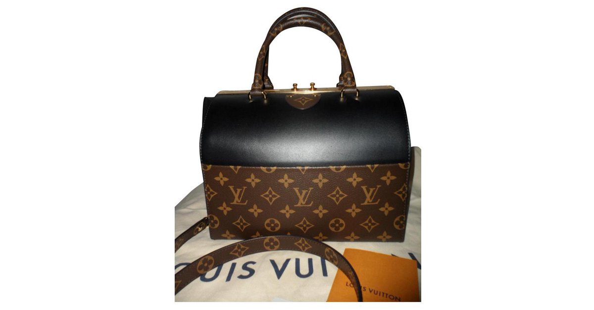 Louis Vuitton Speedy doctor Black Leather ref.156045 - Joli Closet