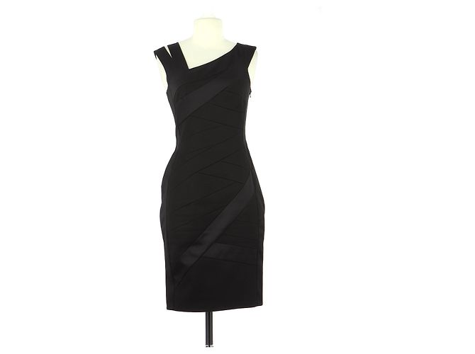 Robe Cocktail Karen Millen Rouge Foncé - Taille UK 10 (EU 38) - Style Fluide Avec Plis Et Découpes - Occasion Très Bon état