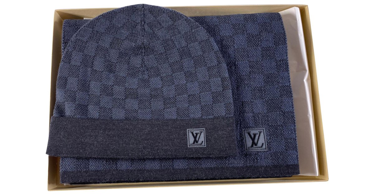 Louis Vuitton Bonnet Ski Damier Bleu Scarf – RSTKD Vintage