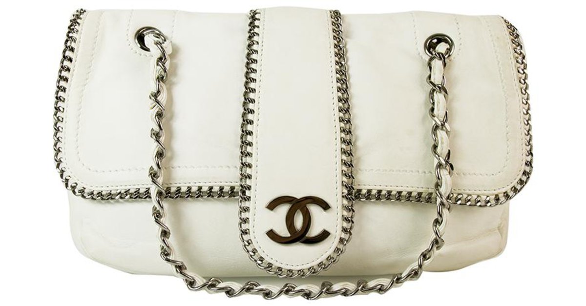 Chain around leather handbag Chanel White in Leather - 36097762
