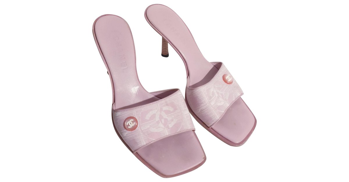 CHANEL #42948 Rosewood Leather Zen Toe Heels (US 6 EU 36) – ALL
