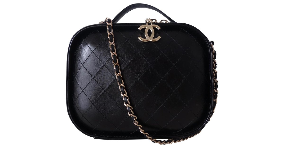 Chanel vanity sale 2019