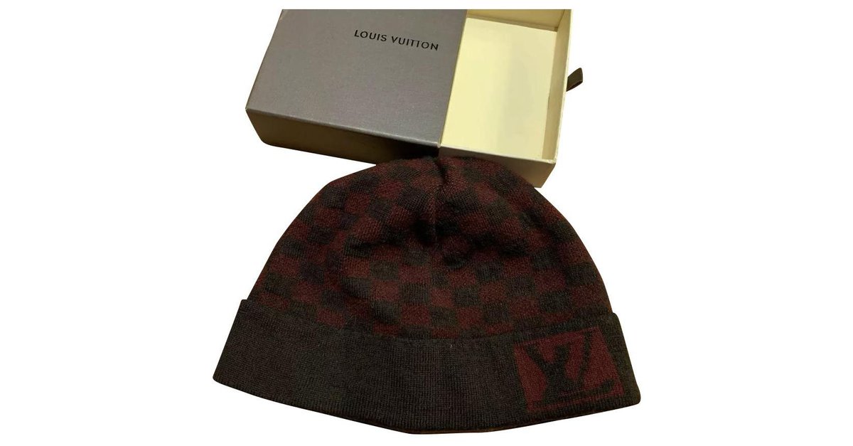 Louis Vuitton Hat Brown Cloth ref.279031 - Joli Closet