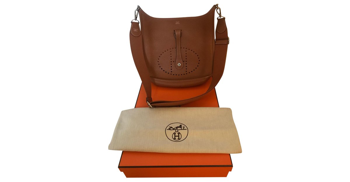 Hermès Evelyne III PM Light brown Leather ref.192172 - Joli Closet