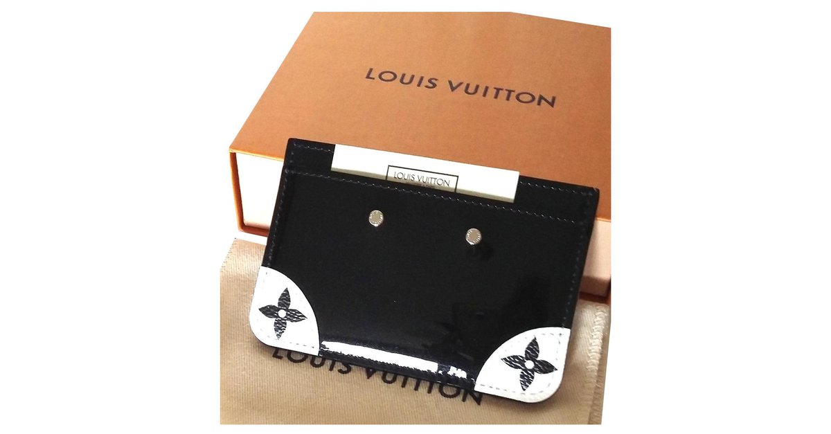 Louis Vuitton Porte carte pince White Cloth ref.998000 - Joli Closet