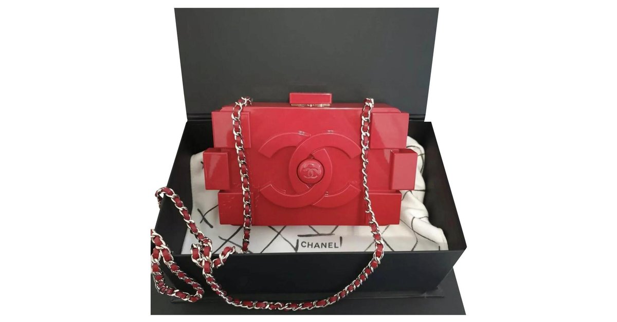 Chanel Runway White Pearl and Black Lego Clutch Plastic ref.269537