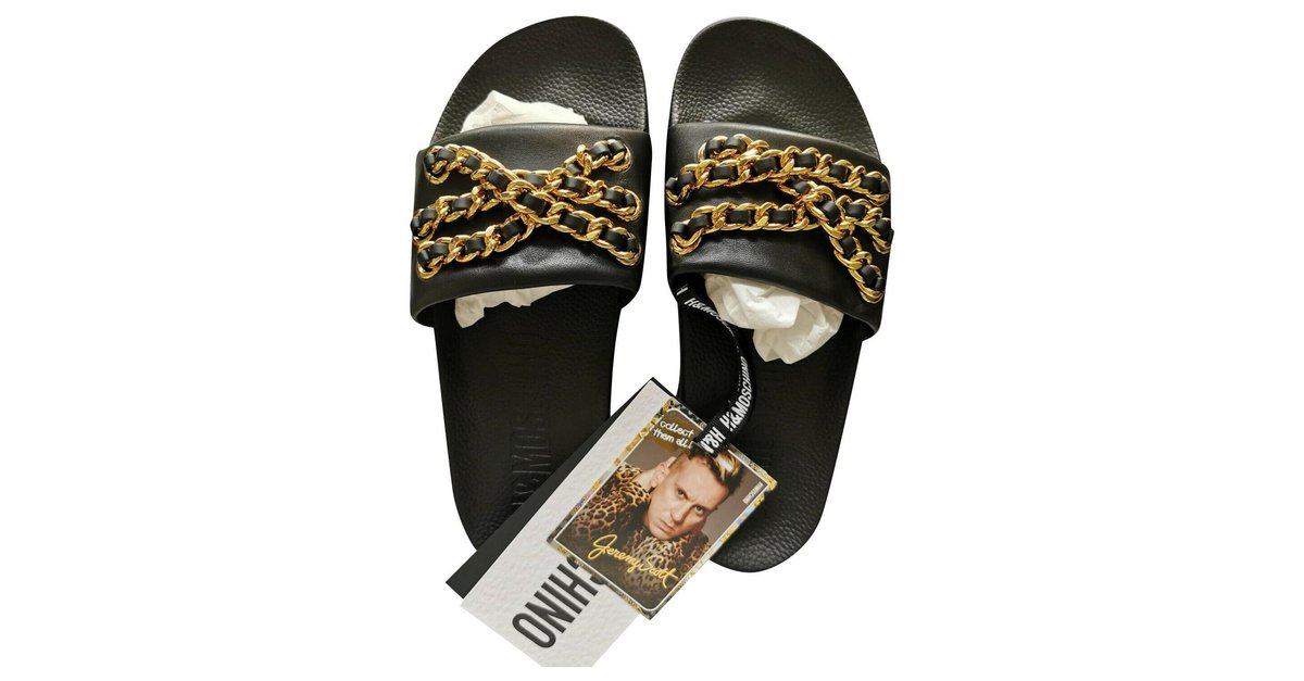 Moschino h&m clearance slides