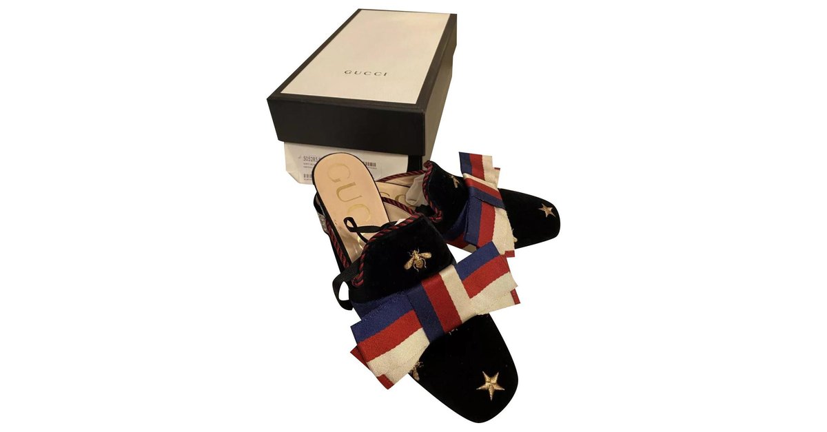 Gucci sylvie online bow