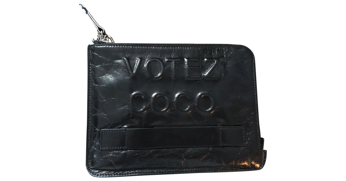 Chanel Collector's bag vote coco Black Leather ref.201962