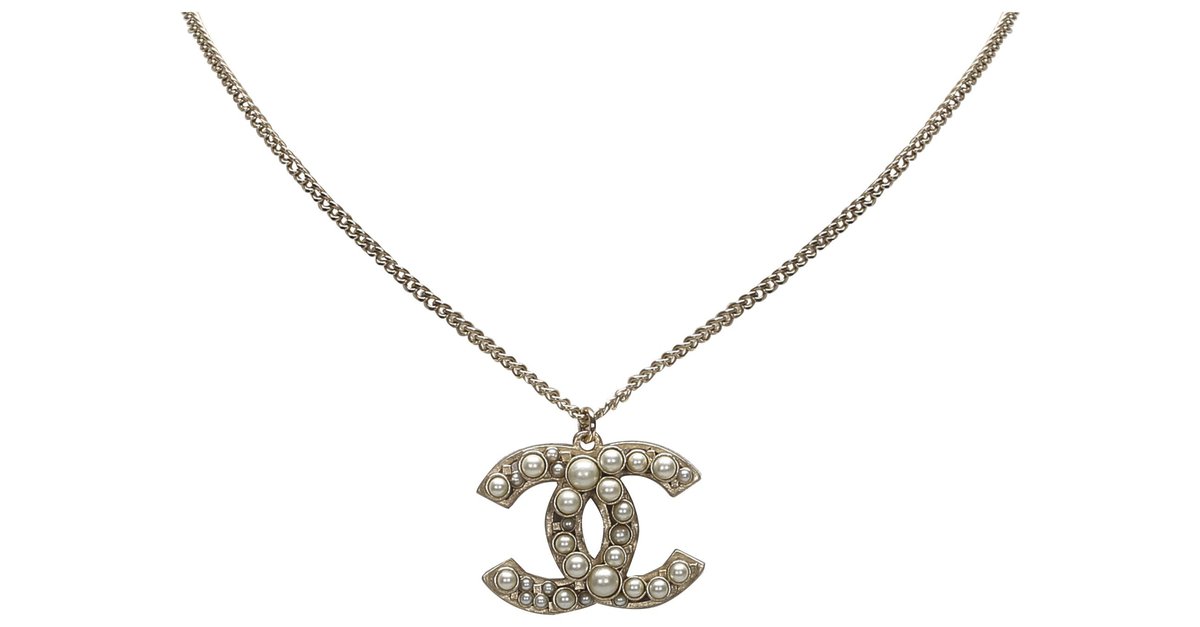 Chanel 2020 Strass & Faux Pearl CC Pendant Necklace - White,  Palladium-Plated Pendant Necklace, Necklaces - CHA975950