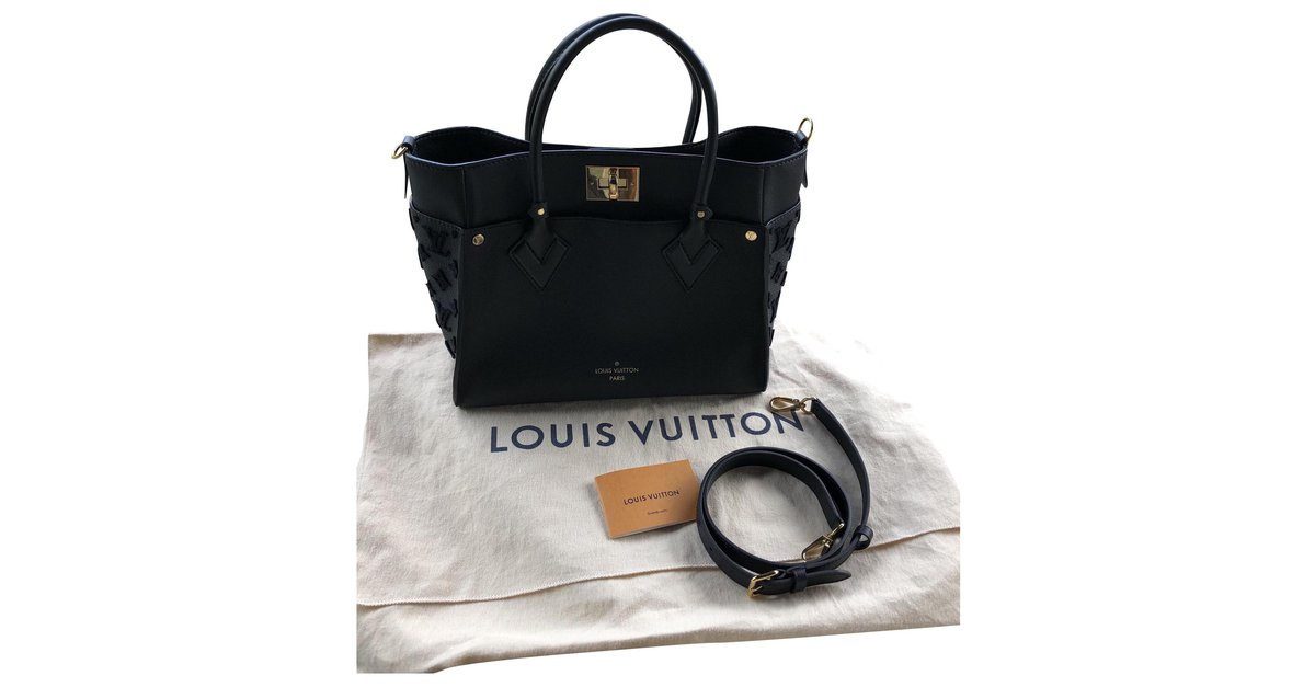 Louis Vuitton Bags Briefcases Dark grey Leather ref.851303 - Joli