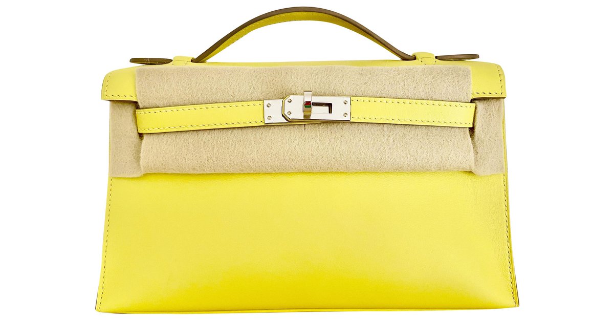 Hermès Kelly Yellow Leather ref.921993 - Joli Closet