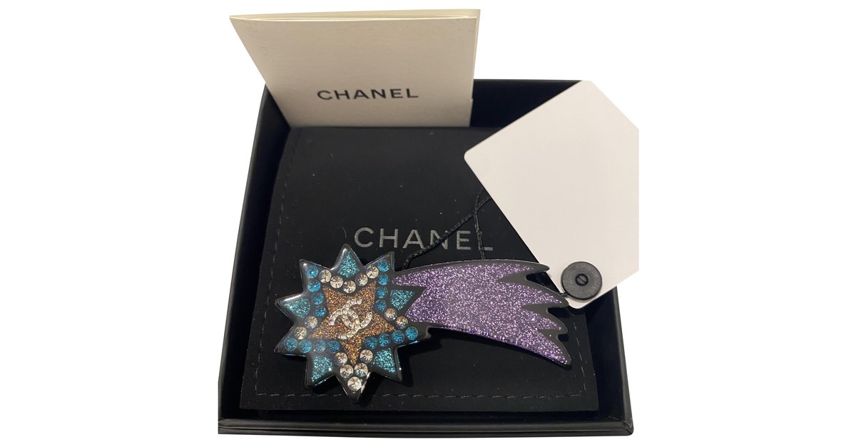 Chanel Shooting Star brooch in multicolored resin. NEW ARTICLE