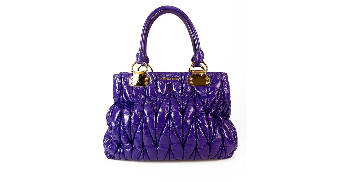 Miu Miu Matelasse Purple Shinny calf leather Wrinkled Leather Shoulder Bag  handbag Patent leather ref.219903 - Joli Closet