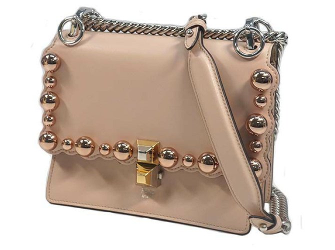 【FENDI】8M0381 A0ZR F07MJ KAN I SMALL キャナイ スモールショルダーバッグ Fendi Red Leather Mini I Kan Whipstitch Shoulder Bag 8M0381
